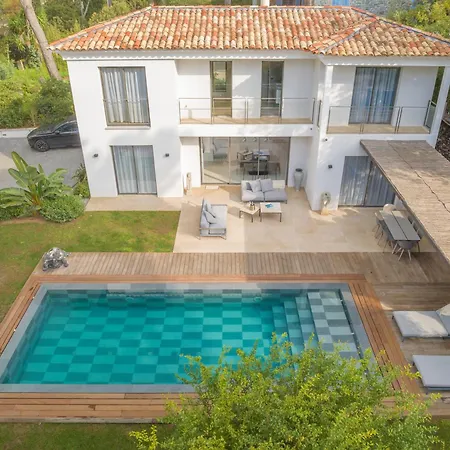 Superbe Contemporaine A Saint-raphael A 200 M De La * Saint-Raphael (Var)